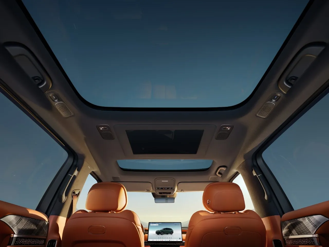 XPENG G9L · Panoramic roof · view 2
