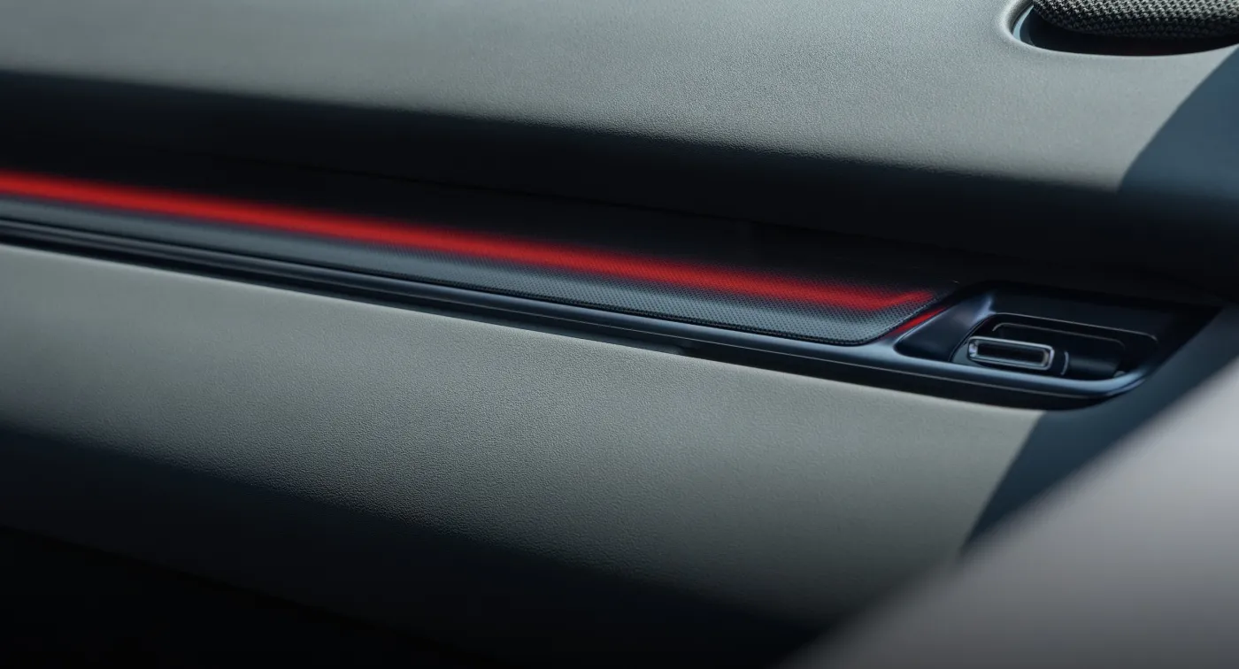 XPENG P7+ · Door trim · view 3